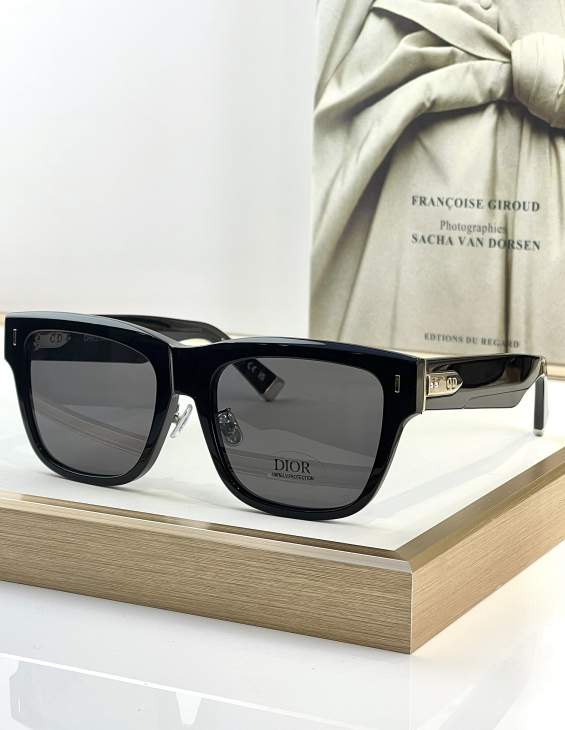 Picture of Dior Sunglasses _SKUfw76512994fw